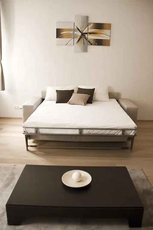 Drtinova Prague Apartments 0*,  República Checa